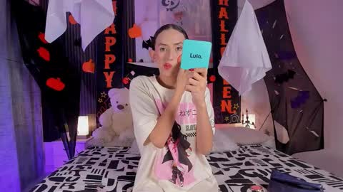 Snapshot of pinky_peach_ chatting on October 20, 4:24 am Peachy online show from October 20, 4:24 am