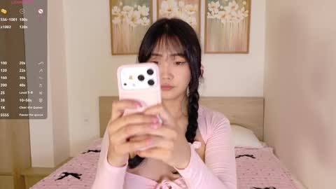 Polly online show from April 29, 9:13 am