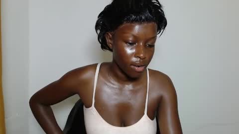 pinkykiki_247 online show from March 27, 5:23 pm