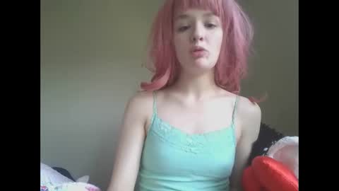 pinkykittykat online show from April 21, 3:28 pm