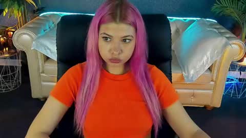 pinkytrix online show from May 11, 1:06 pm