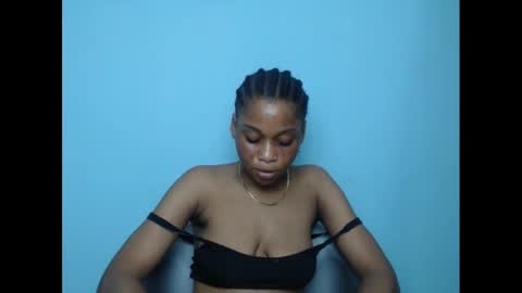 pinkyxxpussy online show from January 18, 11:00 pm