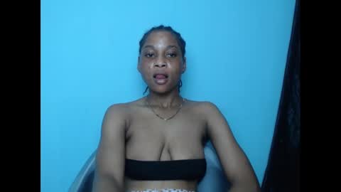 pinkyxxpussy online show from January 19, 11:21 pm