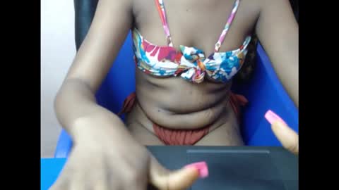 pinkyxxpussy online show from September 26, 10:52 am