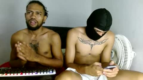 pinocho__ online show from May 3, 9:10 pm