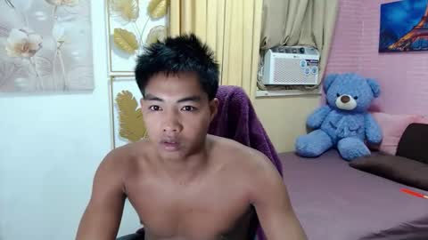 Snapshot of pinoy_brix chatting on May 29, 11:41 am pinoy_brix online show from May 29, 11:41 am