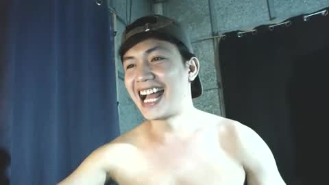 Snapshot of pinoy_petitehugecock chatting on September 27, 4:12 pm alex online show from September 27, 4:12 pm
