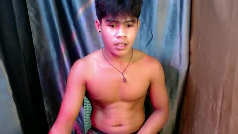 pinoy_shyboy69 online show from April 26, 5:49 am