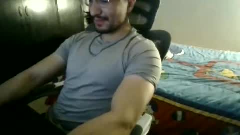 piojitow07 online show from April 29, 2:48 am