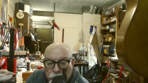 Snapshot of pippetta1 chatting on January 9, 8:34 am pippetta1 online show from January 9, 8:34 am