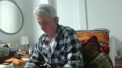 pirate334 online show from April 1, 2:56 am