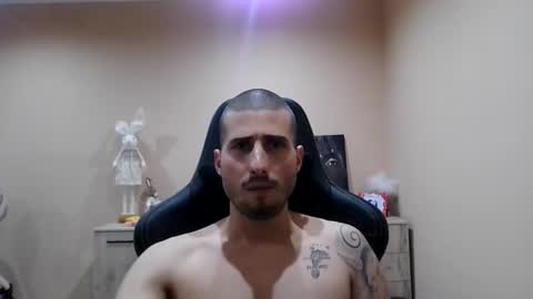 Gifted One online show from April 26, 9:34 pm