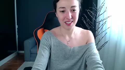 piscesgirl06 online show from January 10, 7:04 am