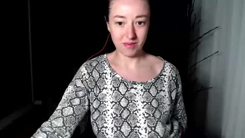 piscesgirl06 online show from October 6, 3:59 am