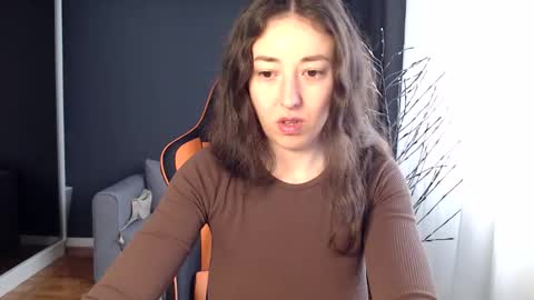 Snapshot of piscesgirl06 chatting on February 24, 6:22 am piscesgirl06 online show from February 24, 6:22 am