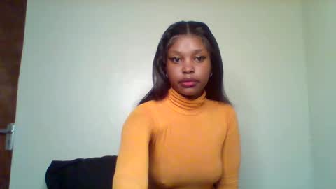 Snapshot of pixie_roman chatting on January 6, 7:34 am Majesty online show from January 6, 7:34 am