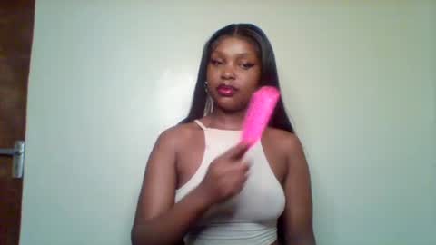 Majesty online show from March 19, 4:00 pm