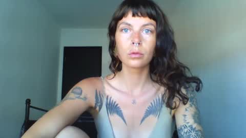 Snapshot of pixiecatfairy chatting on September 25, 11:14 am pixiecatfairy online show from September 25, 11:14 am