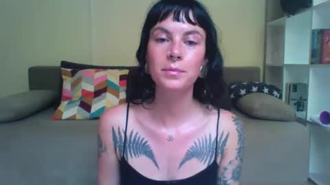 Snapshot of pixiecatfairy chatting on October 7, 11:07 am pixiecatfairy online show from October 7, 11:07 am