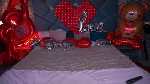 pixiehott online show from February 13, 5:42 pm