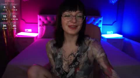Snapshot of pixiepeachh chatting on September 22, 12:29 pm pixiepeachh online show from September 22, 12:29 pm