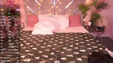 Snapshot of pixiepeachh chatting on February 6, 11:02 am pixiepeachh online show from February 6, 11:02 am