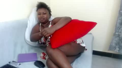 pixietease1 online show from October 7, 11:57 pm