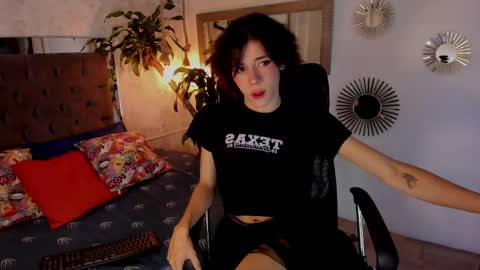 cris online show from February 9, 11:15 pm