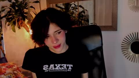 cris online show from February 10, 2:19 am