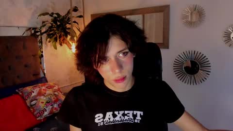 cris online show from February 10, 9:14 am