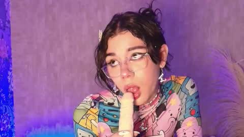 cris online show from March 5, 4:08 am