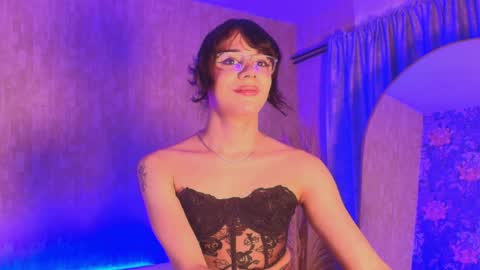 cris online show from April 6, 3:04 am