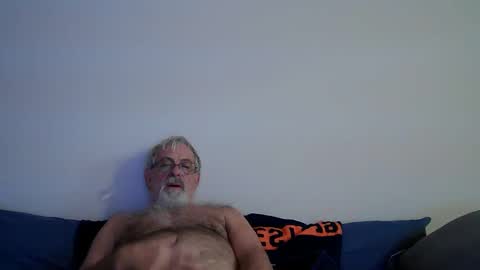 Snapshot of pjdaddjo775 chatting on September 28, 9:36 am pjdaddjo775 online show from September 28, 9:36 am