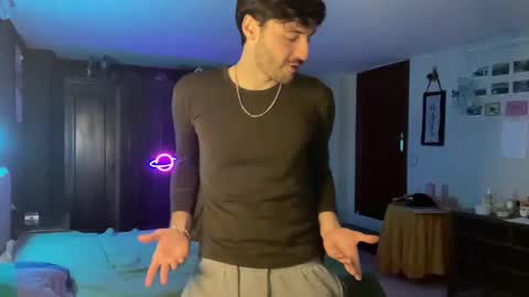 placebo14 online show from December 18, 9:29 pm