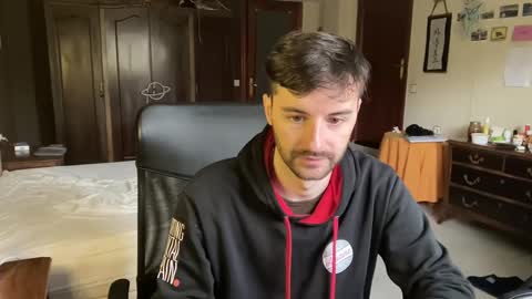 placebo14 online show from December 19, 11:39 am