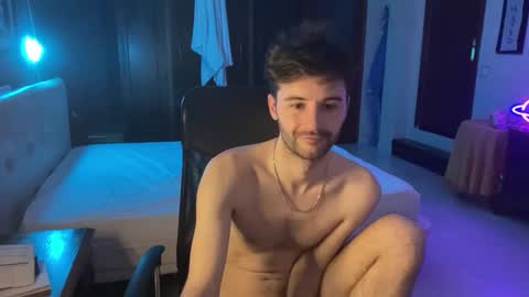 placebo14 online show from February 2, 5:10 am