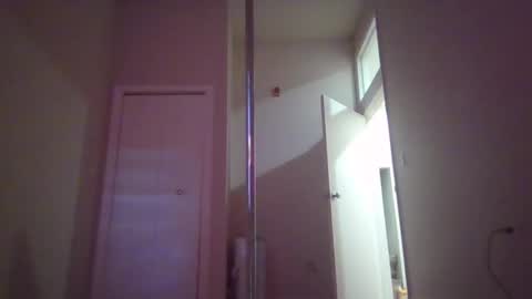 Snapshot of planetvee chatting on October 25, 8:14 pm Planetvee online show from October 25, 8:14 pm