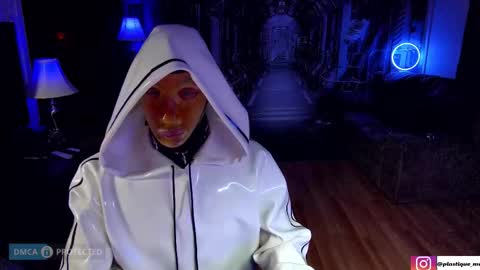 plasticme online show from March 14, 8:25 pm