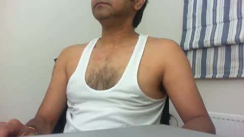 Snapshot of platino3026 chatting on September 15, 2:55 am platino3026 online show from September 15, 2:55 am