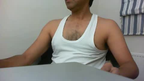 Snapshot of platino3026 chatting on October 27, 2:26 am platino3026 online show from October 27, 2:26 am