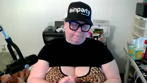 Platinum Puzzy online show from March 6, 6:48 pm