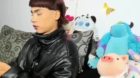 playboy_bunnyy online show from June 16, 9:39 pm