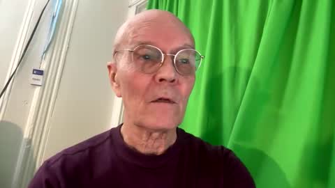 Snapshot of playdayfunshow chatting on December 29, 4:51 pm STC online show from December 29, 4:51 pm