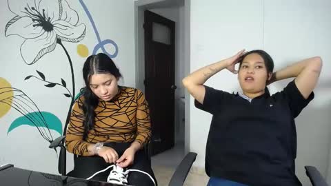 Snapshot of playful_girls3909 chatting on March 5, 10:32 pm sweed online show from March 5, 10:32 pm