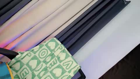 kate online show from February 9, 12:03 am