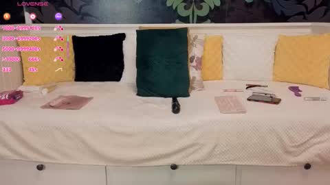 Snapshot of playfullangelica chatting on December 19, 7:10 pm PlayfulAngelyca online show from December 19, 7:10 pm