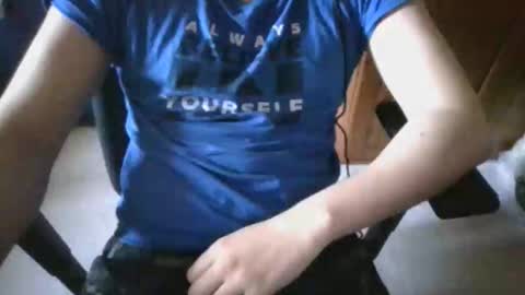 Snapshot of playitsaif11023 chatting on November 1, 9:00 am playitsaif11023 online show from November 1, 9:00 am