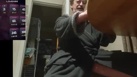 Play Me online show from January 18, 1:52 am