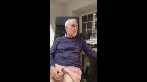 Pleasedominateme online show from October 31, 5:25 pm