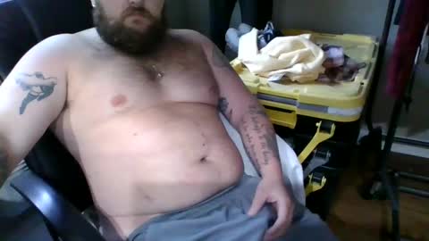 Snapshot of pleasewithease chatting on October 13, 6:41 pm aimtoplease online show from October 13, 6:41 pm